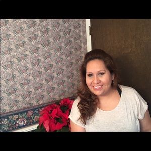 Meet your Posher, Cruz